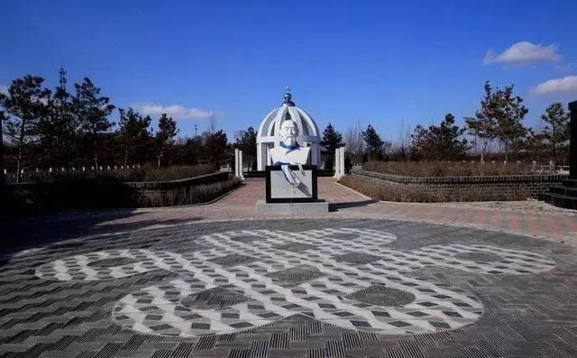 王一博素颜(王一博素颜照片 真实)