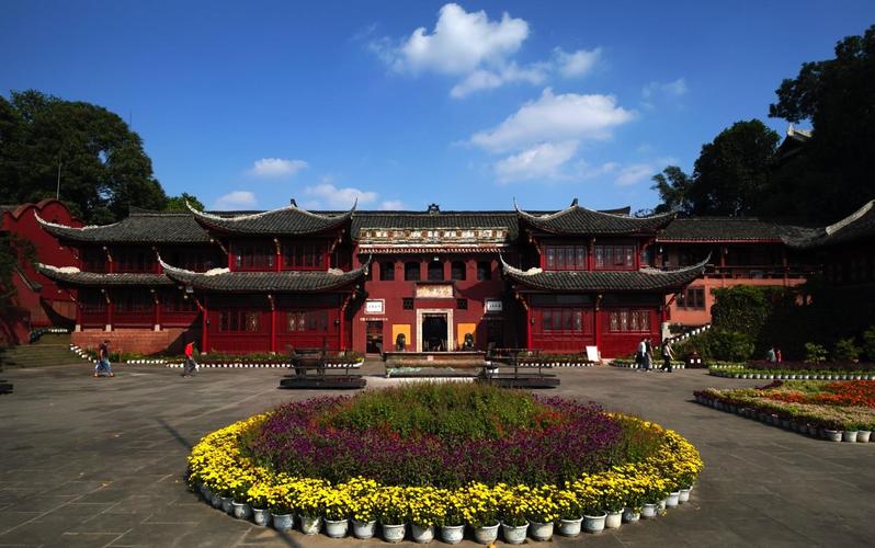 上线就送100元的游戏 手机游戏App虚假广告太多了 什么下载就送1 上线就送100元的游戏 手机游戏App虚假广告太多了 什么下载就送1
