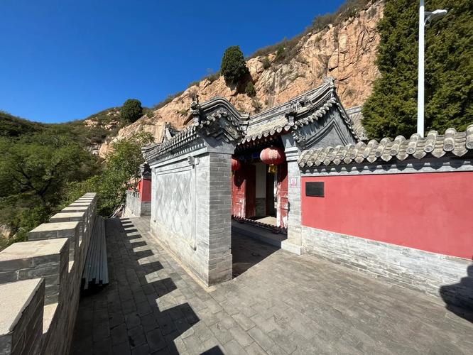 山头火命女孩最忌什么 和什么人结婚不吉利 山头火命女孩最忌什么 和什么人结婚不吉利
